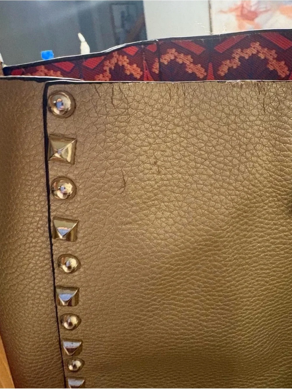 N/A stylish metallic